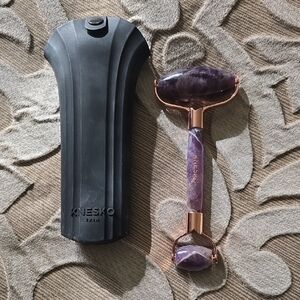 Amethyst Facial Roller